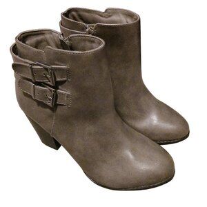 Charlotte Russe Lux Ankle Booties in Gray, Size‎ 8, Almond Toe, Buckle Detail